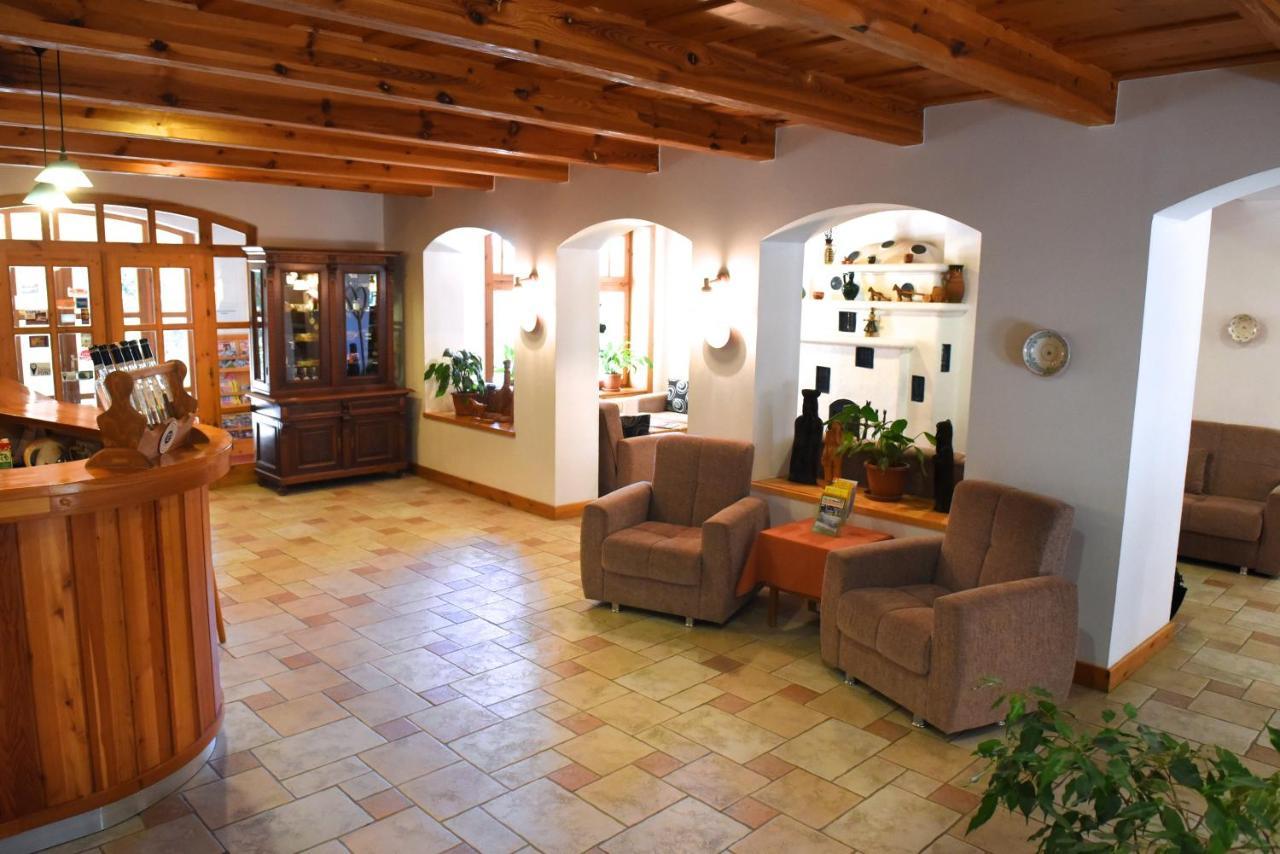 Bakony Hotel Bakonybél エクステリア 写真