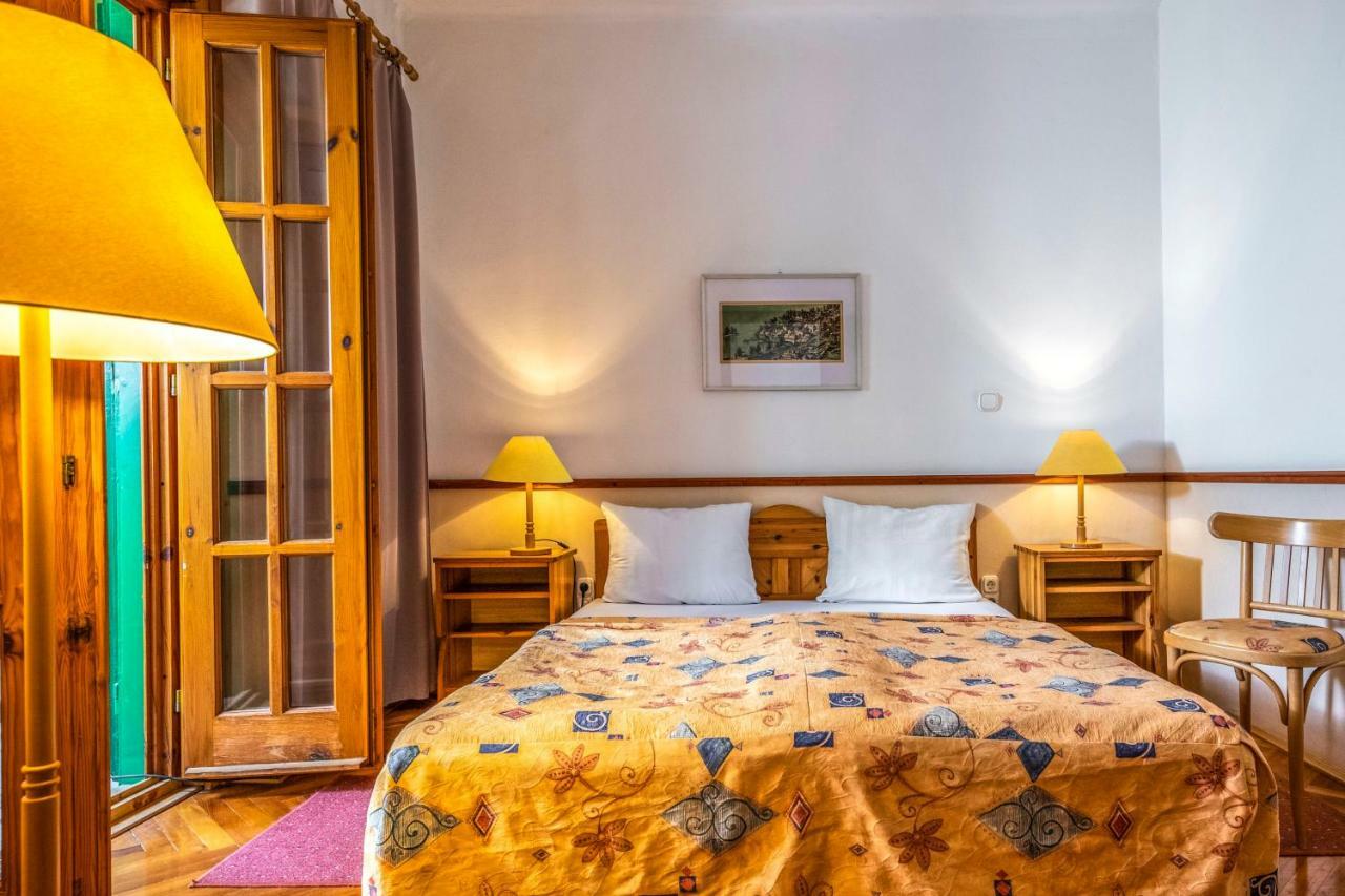 Bakony Hotel Bakonybél エクステリア 写真