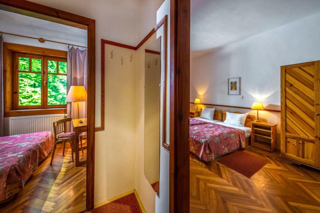 Bakony Hotel Bakonybél エクステリア 写真