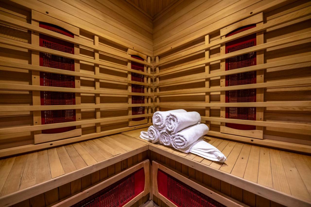 Bakony Hotel Bakonybél エクステリア 写真