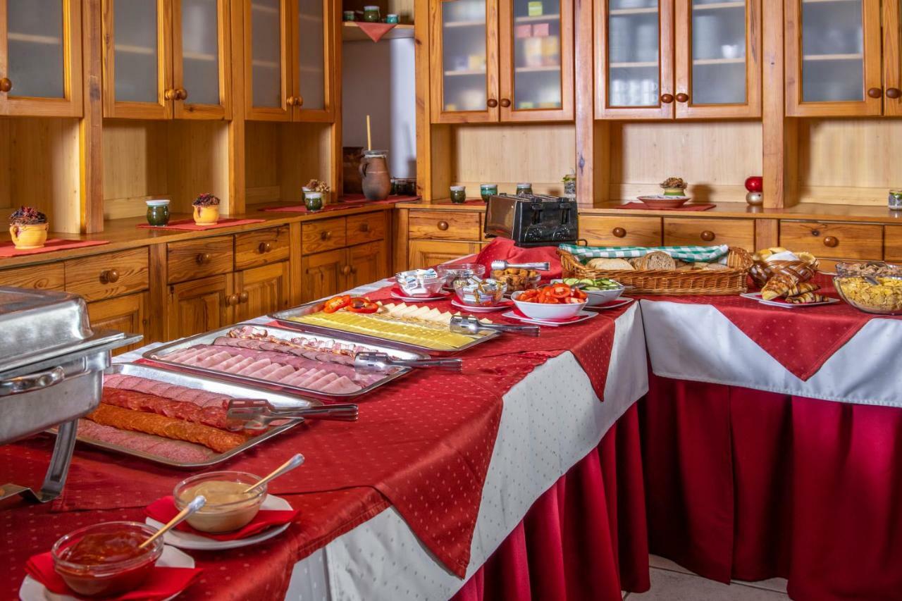 Bakony Hotel Bakonybél エクステリア 写真